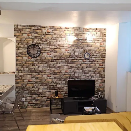Apartment Le Cathare-limoux-wifi-parking Free-oc-keys *