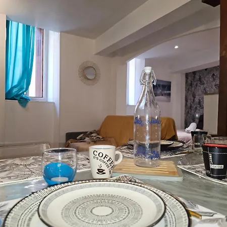 Le Cathare-limoux-wifi-parking Free-oc-keys Apartment *