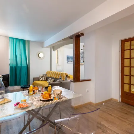 Le Cathare-limoux-wifi-parking Free-oc-keys *