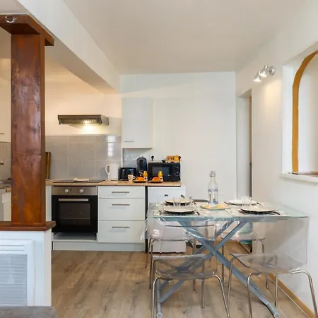 Le Cathare-limoux-wifi-parking Free-oc-keys Appartement Limoux